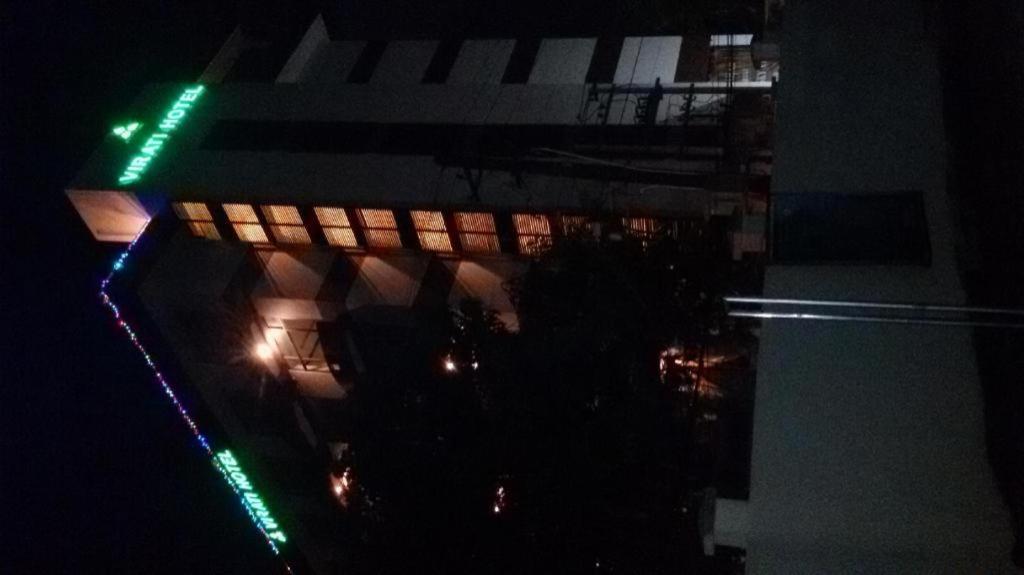 Virati Hotel Yangon Exteriör bild