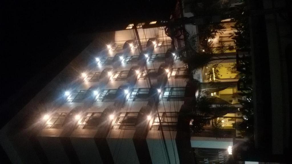 Virati Hotel Yangon Exteriör bild
