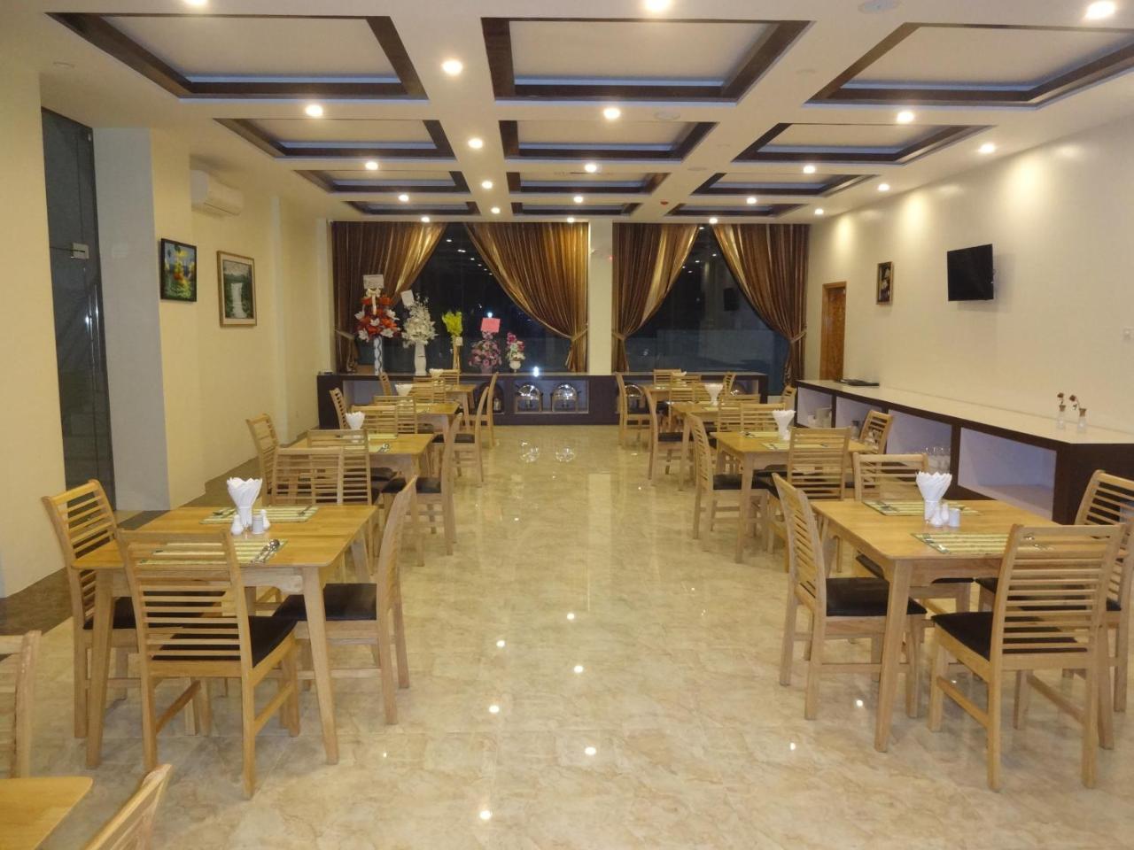 Virati Hotel Yangon Exteriör bild