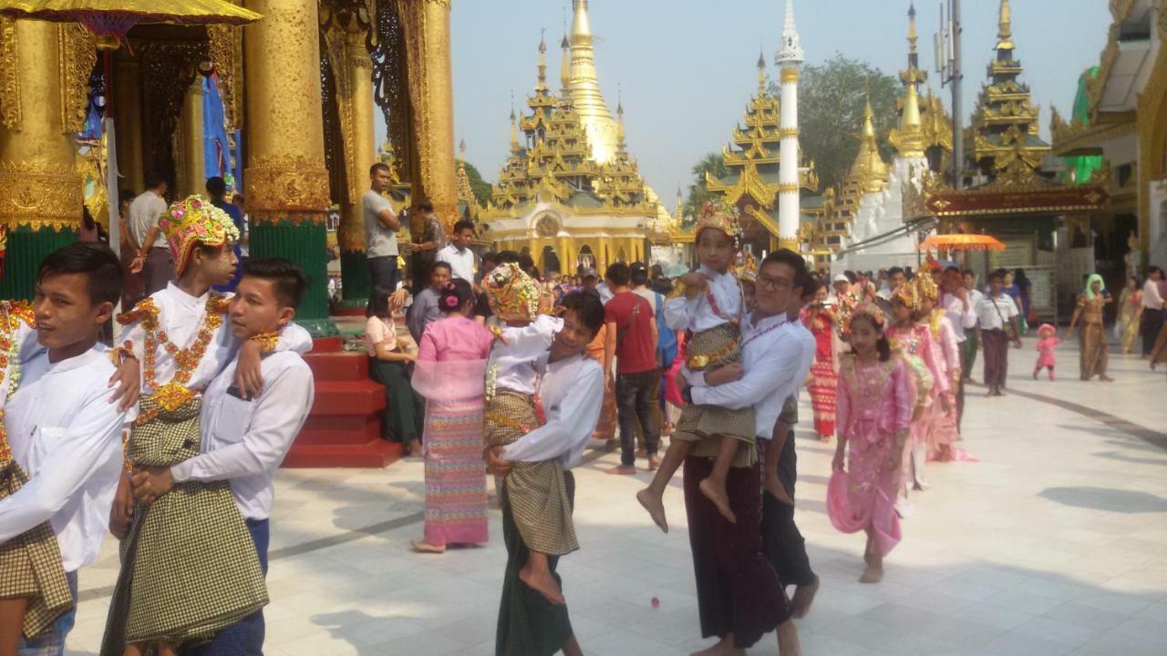 Virati Hotel Yangon Exteriör bild