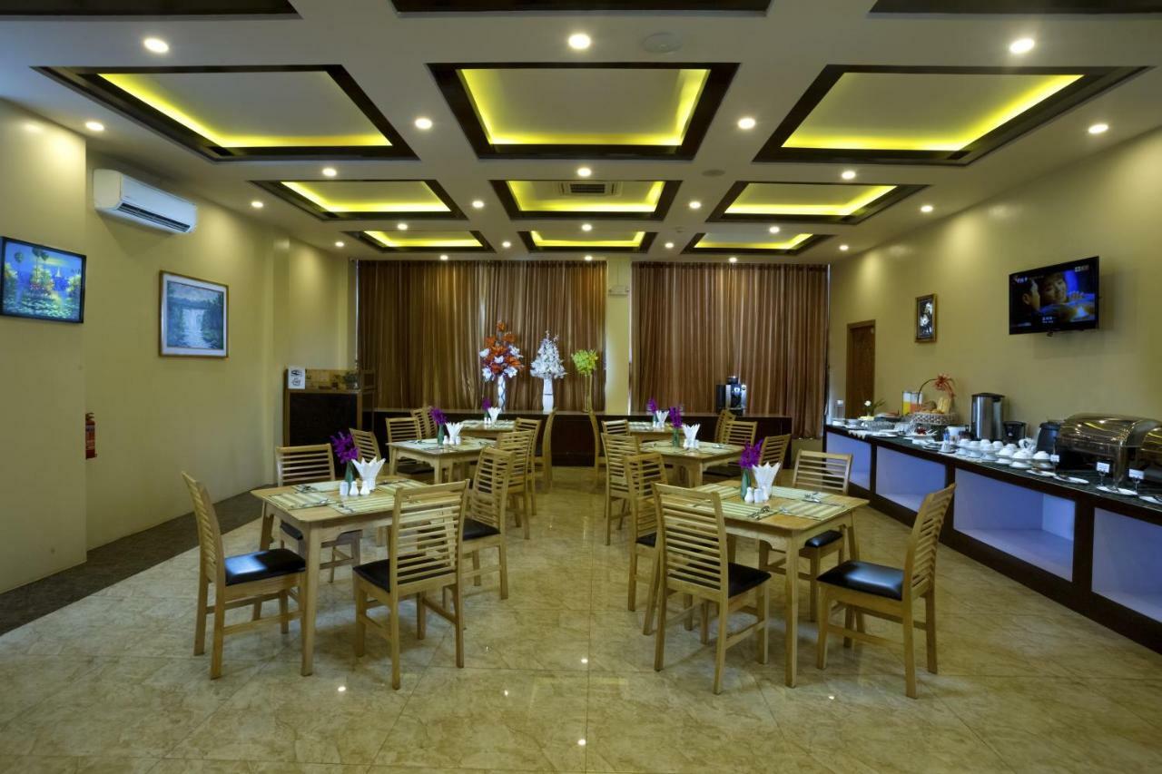 Virati Hotel Yangon Exteriör bild